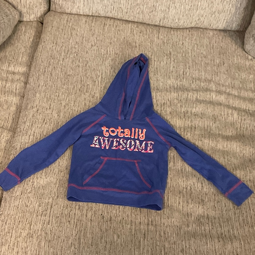 Kidgets Blue Hoodie with Pink Details